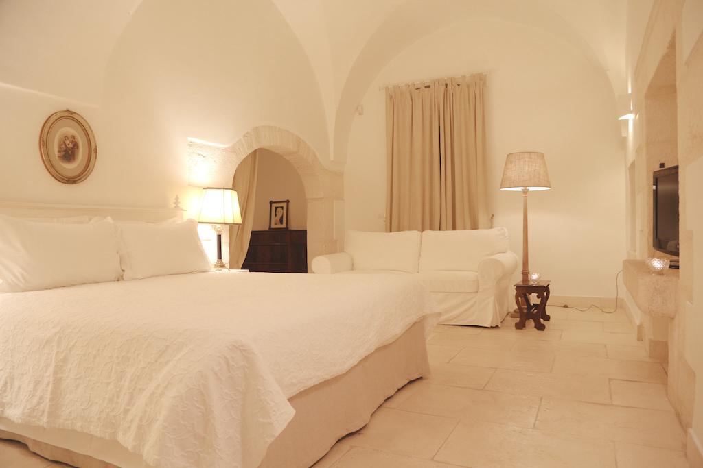 Casa D'Autore ออสตูนี ภายนอก รูปภาพ